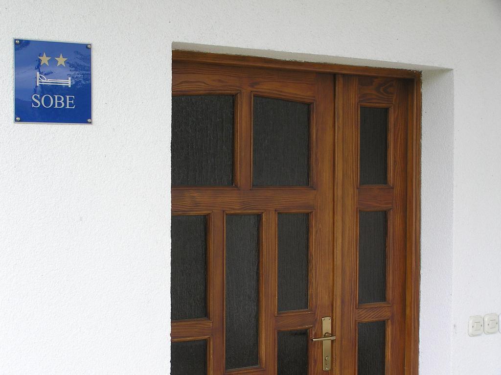 Apartamento House Nada Donji Babin Potok Exterior foto